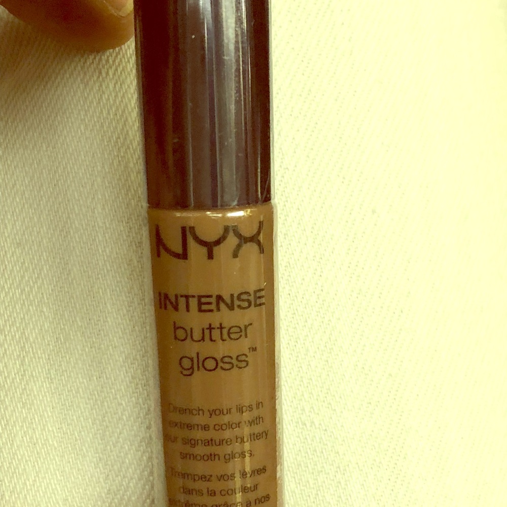 NYX Intense Butter Gloss